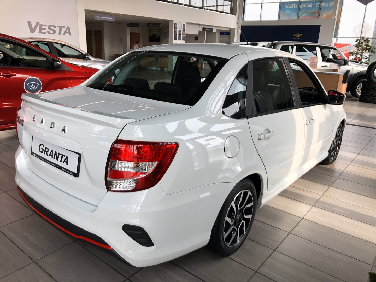 Уже у нас - новая LADA Granta Drive Active